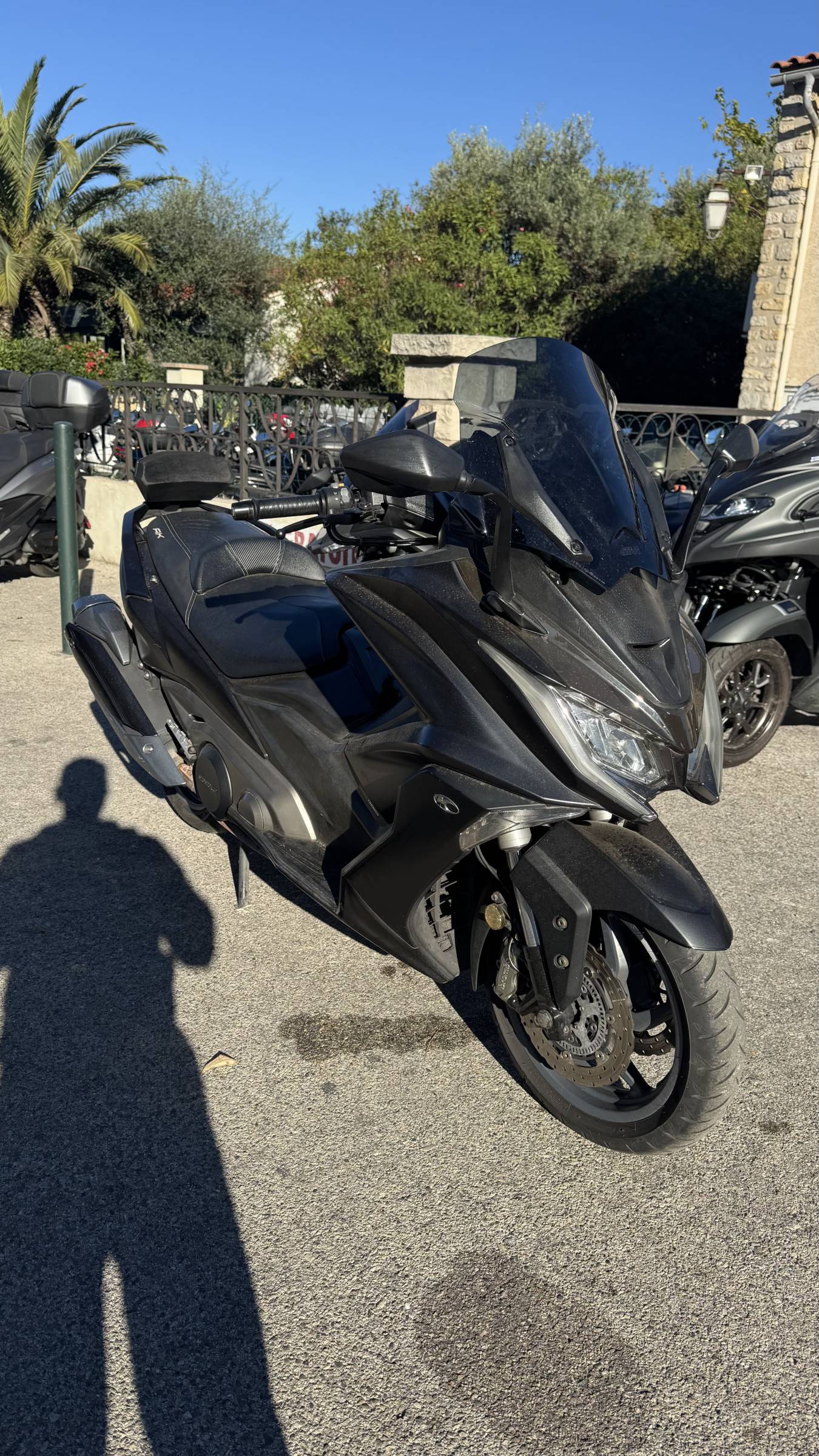 KYMCO AK 550