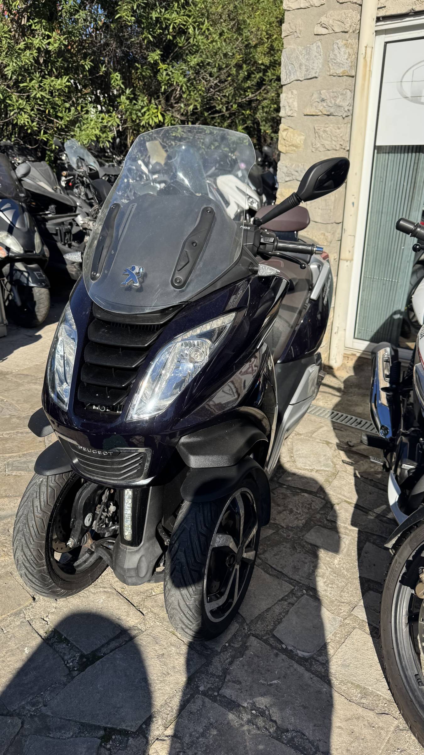 PEUGEOT METROPOLIS 400