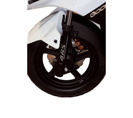 KYMCO scooter neuf 300 DINK STREET i ABS